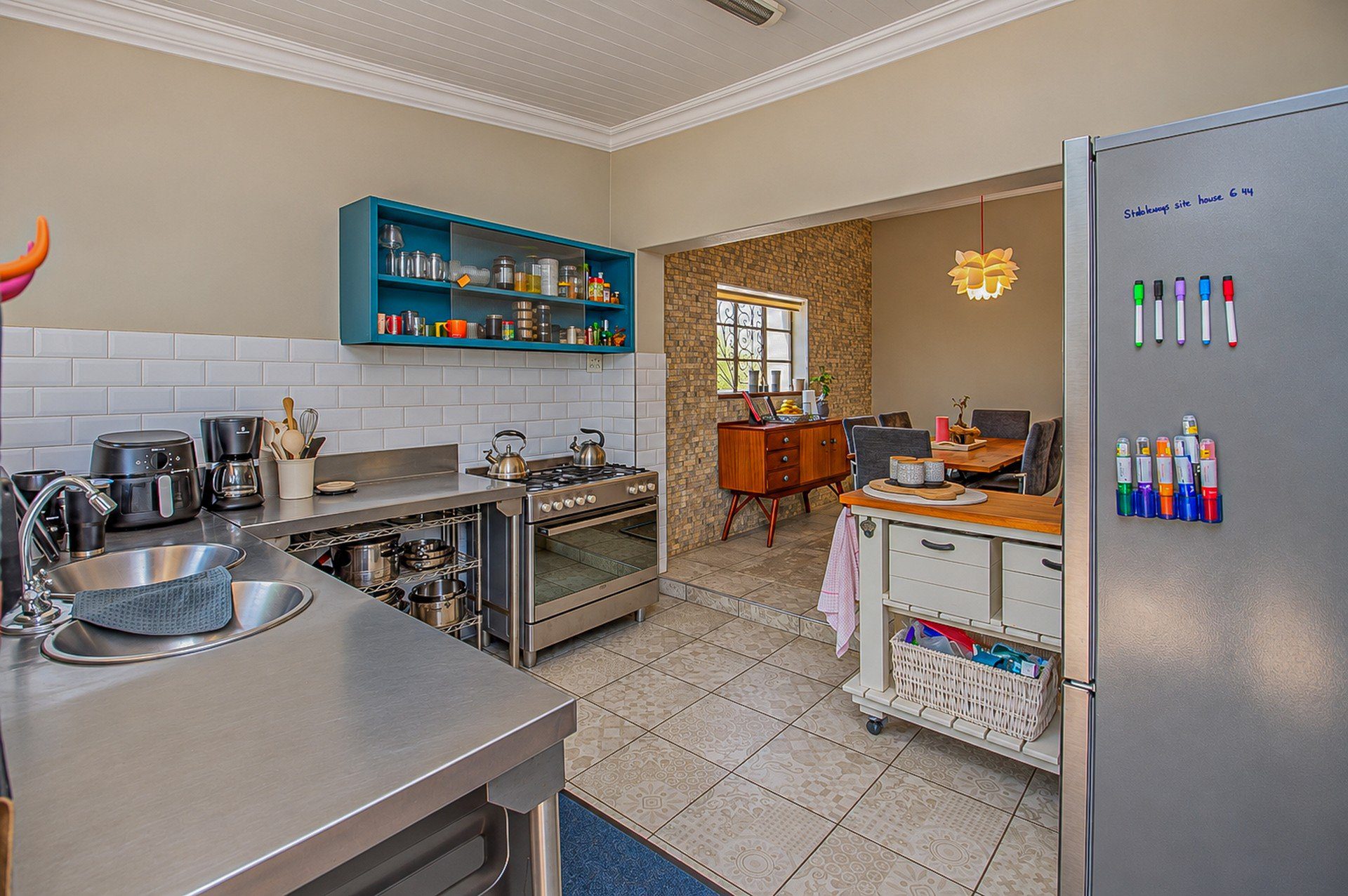 17 ON AUCTION | Kensington – Neat 3-Bed Family Home with Flatlet