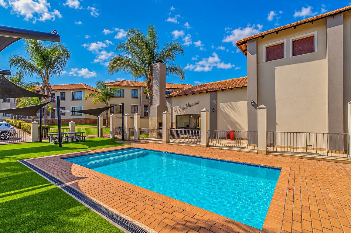 Glenvista | Spacious 3-Bedroom Cluster with Private Garden