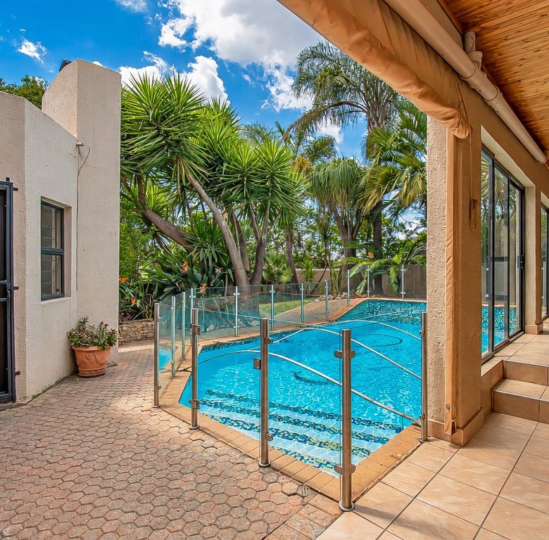 Helderkruin, Roodepoort | Off-Grid Family Home Next to Kloofendal Nature Reserve