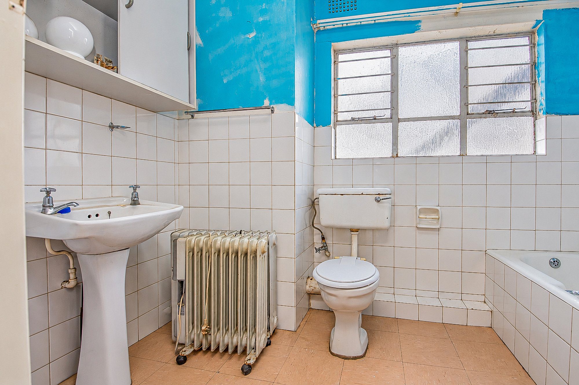 19 ON AUCTION | Florida, Roodepoort – School Campus with 2 Flatlets on ±3 238 m²