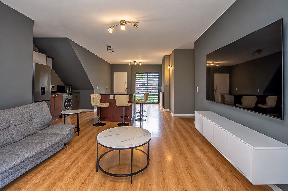 2 Fourways | 2 bedroom garden apartment in Broadacres