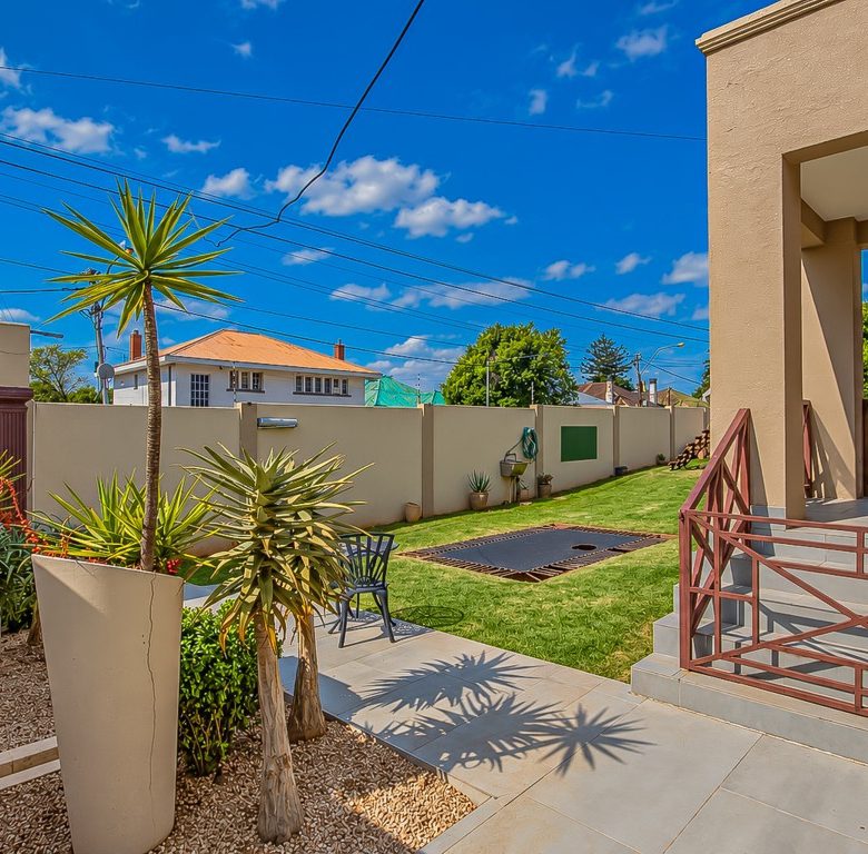 Orange Grove, Johannesburg | Urgent Disposal | Full Title Double Stand