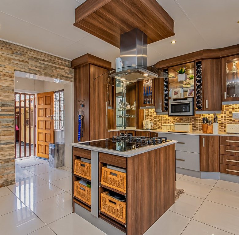 Orange Grove, Johannesburg | Urgent Disposal | Full Title Double Stand