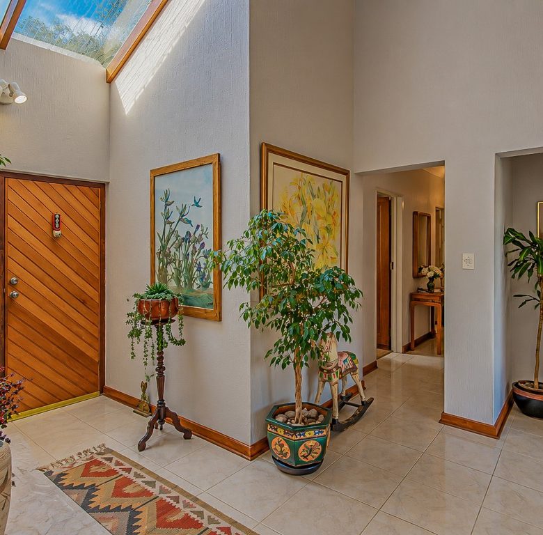 Kibler Park | Spacious 5 Bedroom Home on ±2 280 m²