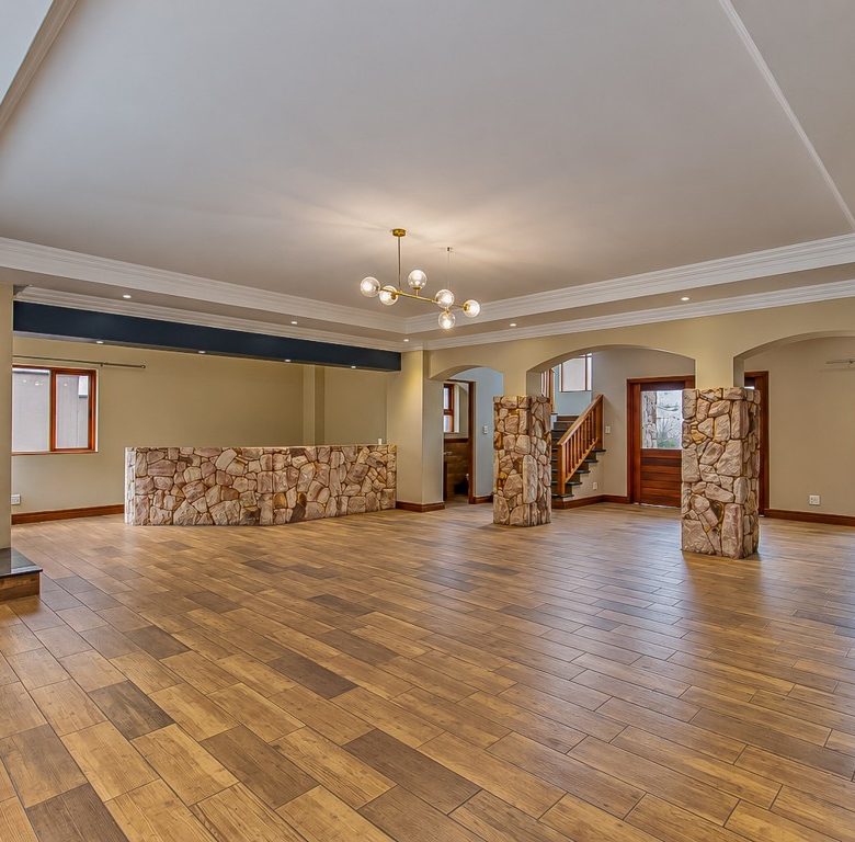 Hartbeespoort | Luxury 5 Bedroom Eco-Estate Home with Panoramic Dam Views