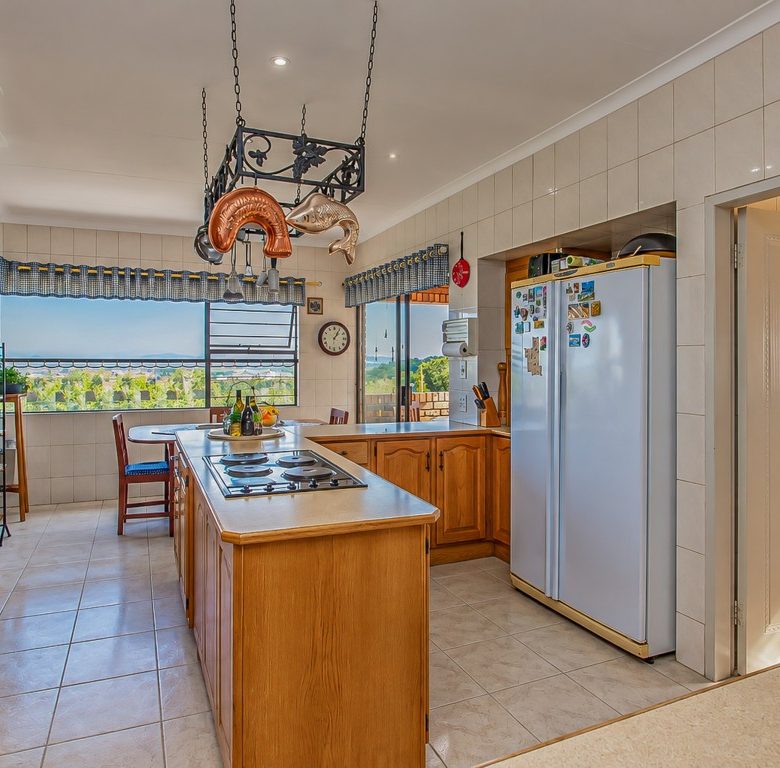 Kibler Park | Spacious 5 Bedroom Home on ±2 280 m²