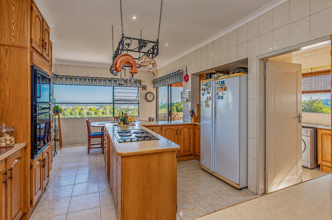 6 Kibler Park | Spacious 5 Bedroom Home on ±2 280 m²