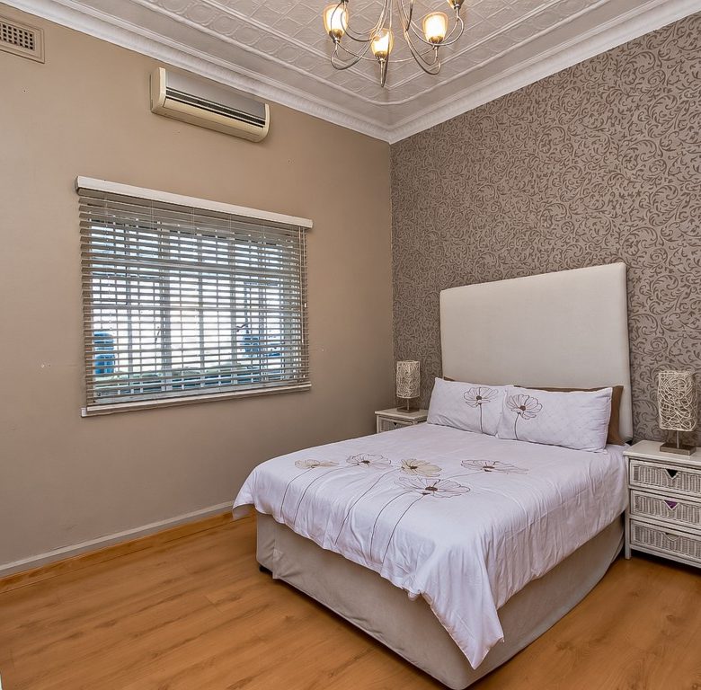 Orange Grove, Johannesburg | Urgent Disposal | Full Title Double Stand