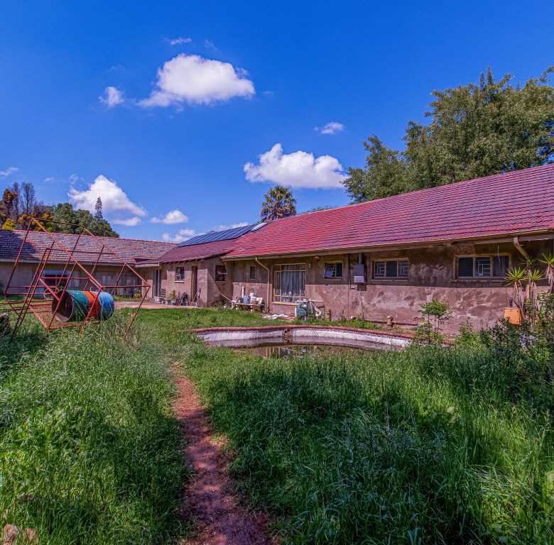 Rynfield, Benoni | Full Title 8-Bedroom Home
