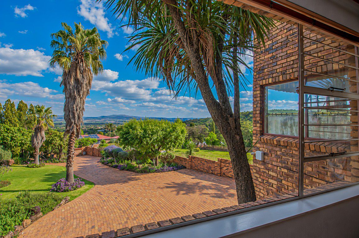 9 Kibler Park | Spacious 5 Bedroom Home on ±2 280 m²