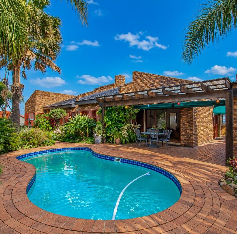 Kibler Park | Spacious 5 Bedroom Home on ±2 280 m²