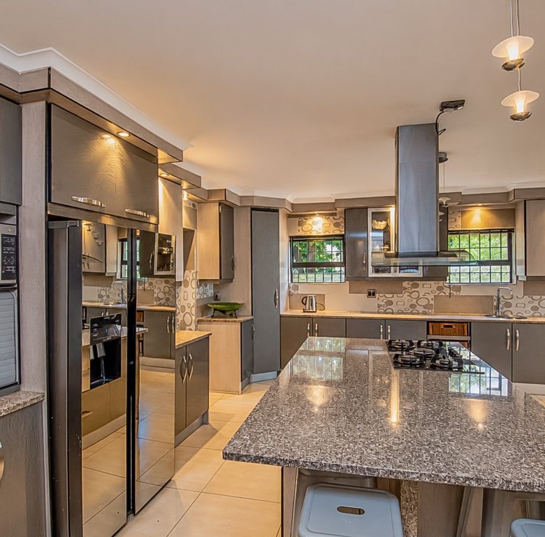 Savannah Country Estate, Pretoria | 6-Bedroom Estate Home with Pool