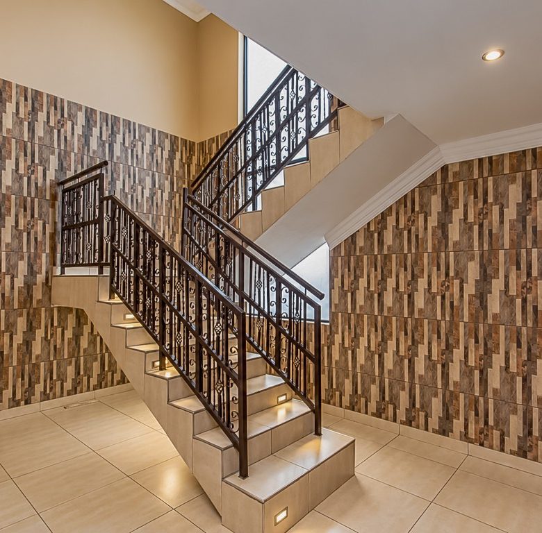 Savannah Country Estate, Pretoria | 6-Bedroom Estate Home with Pool