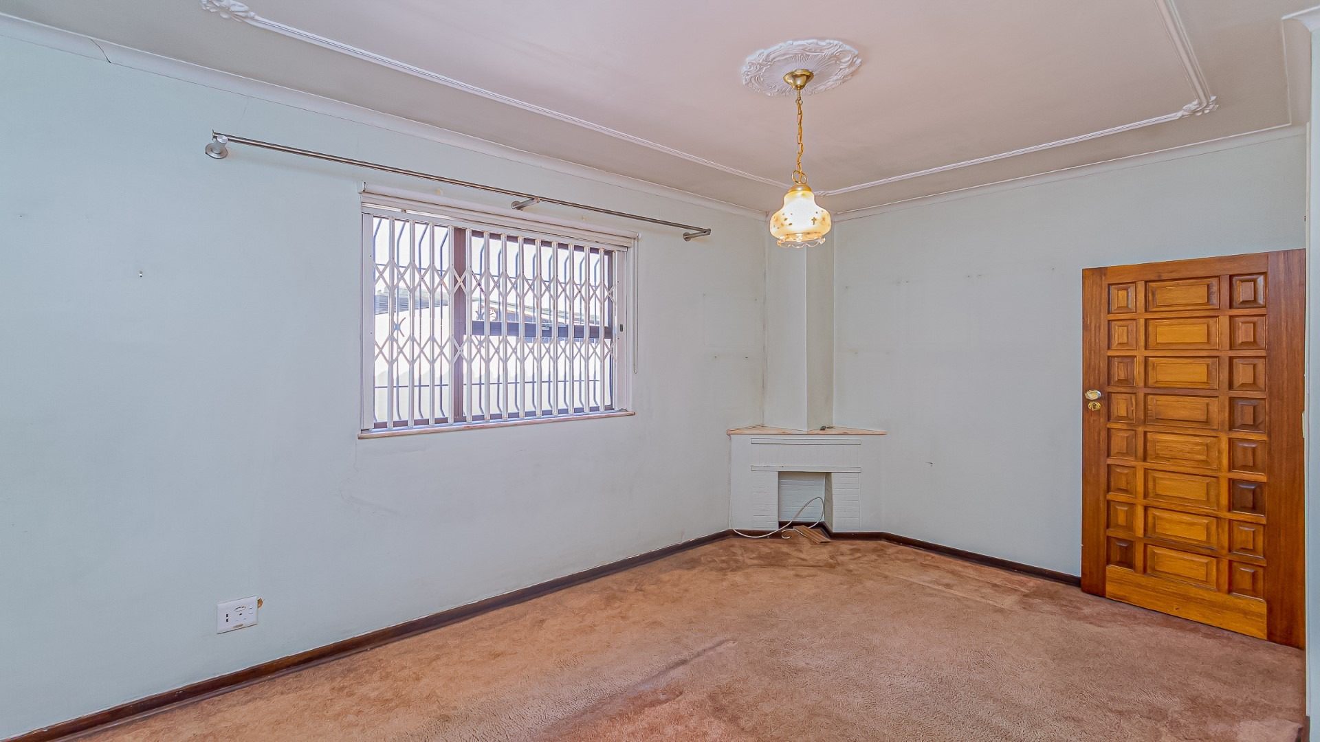 Kensington – Fully renovated family home