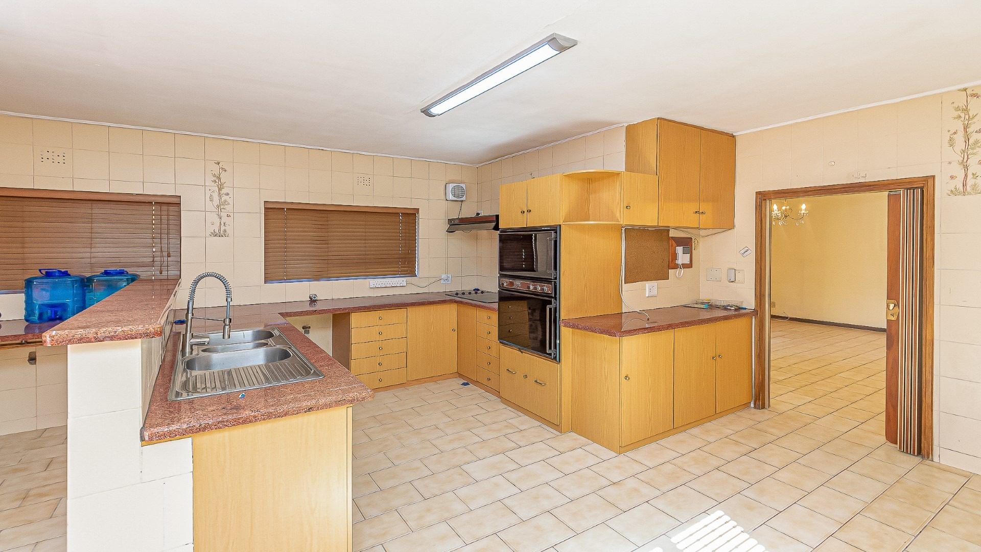 Kensington – Fully renovated family home