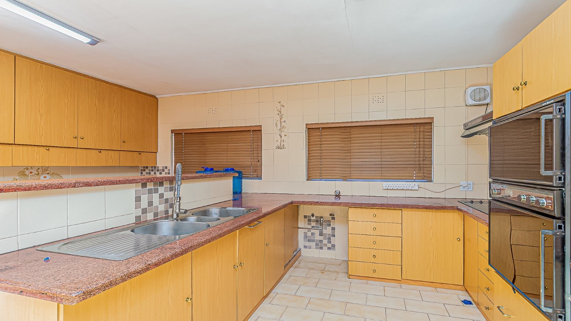 Kensington – Fully renovated family home