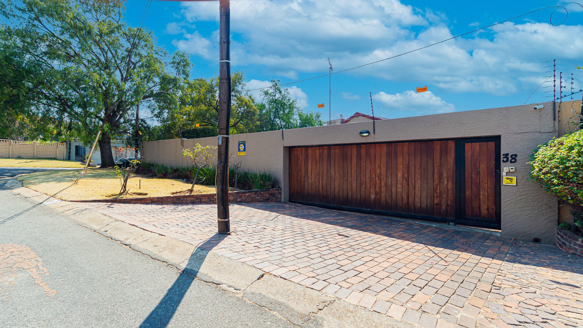 Blairgowrie, Randburg – Renovated 5 Bedroom Home