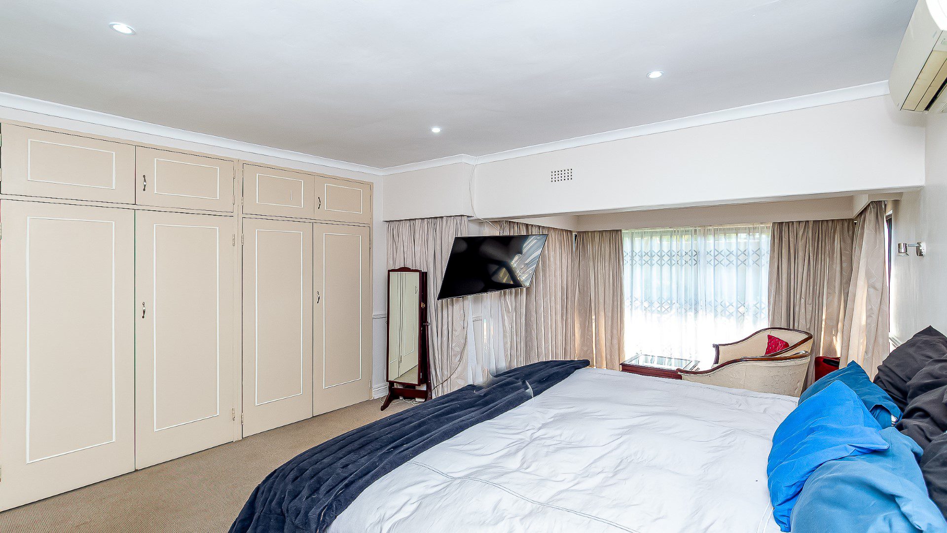 Blairgowrie, Randburg – Renovated 5 Bedroom Home