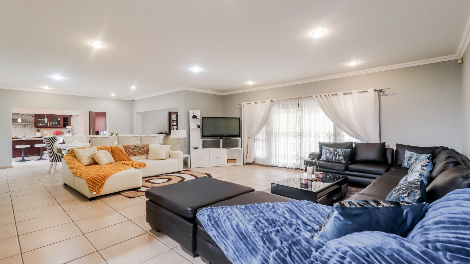 Prima Vista, Mulbarton – Magnificent 4 Bedroom Cluster in Secure Estate
