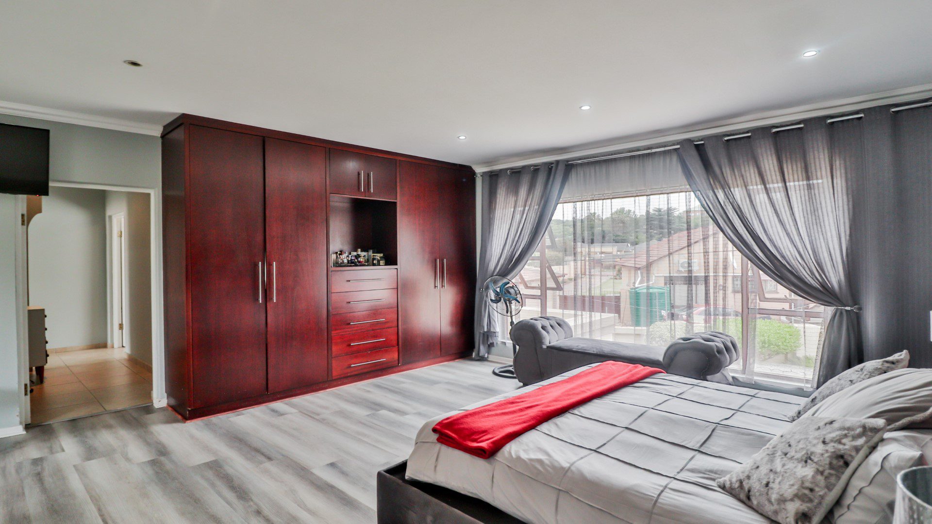 Prima Vista, Mulbarton – Magnificent 4 Bedroom Cluster in Secure Estate