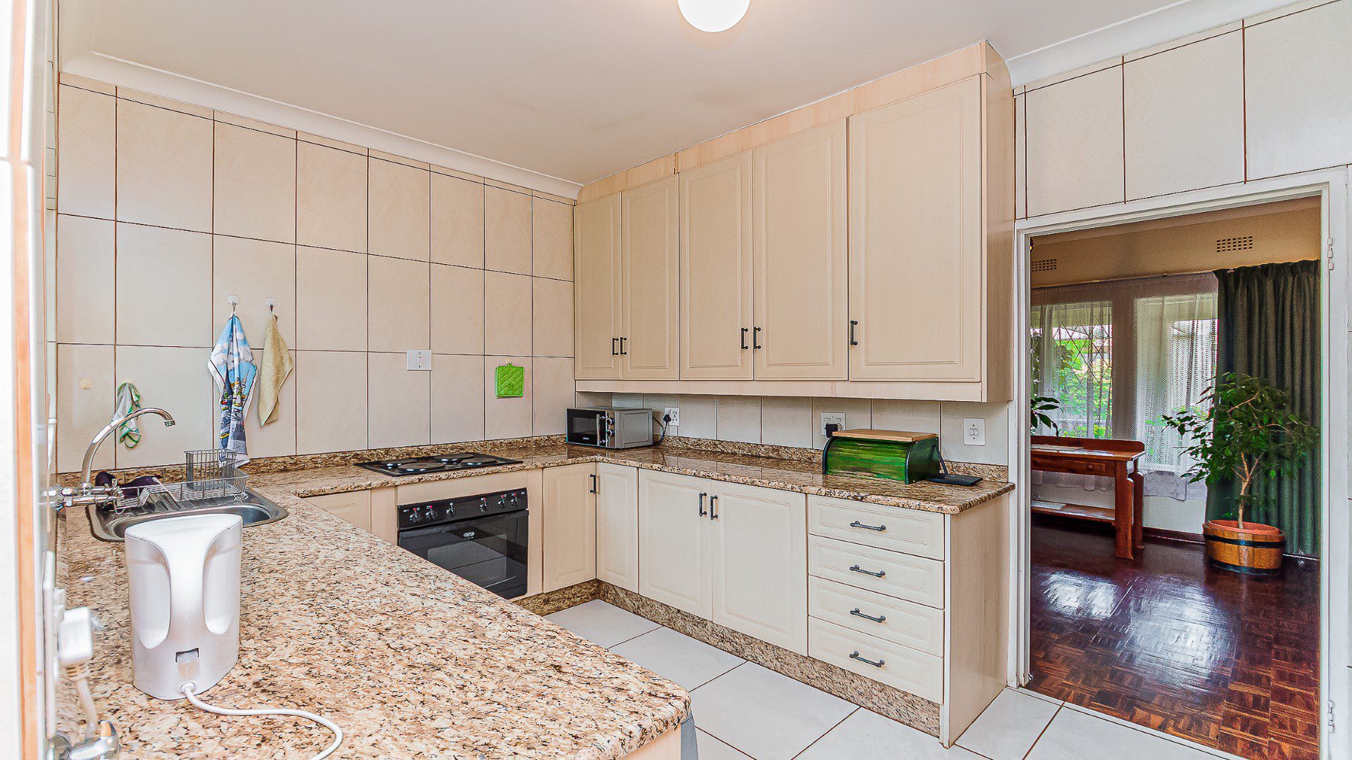 Kibler Park – Stunning 3 Bedroom Family Home