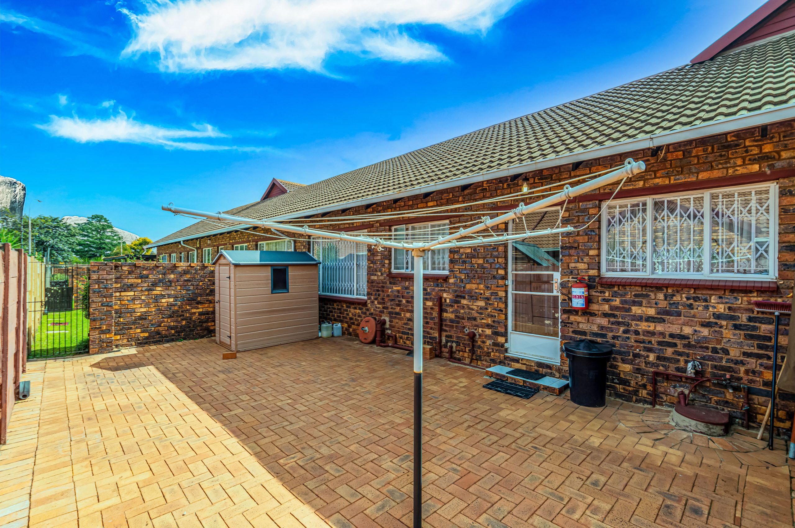 Kibler Park – Elegant 2 Bedroom Cluster, Secure Estate Living
