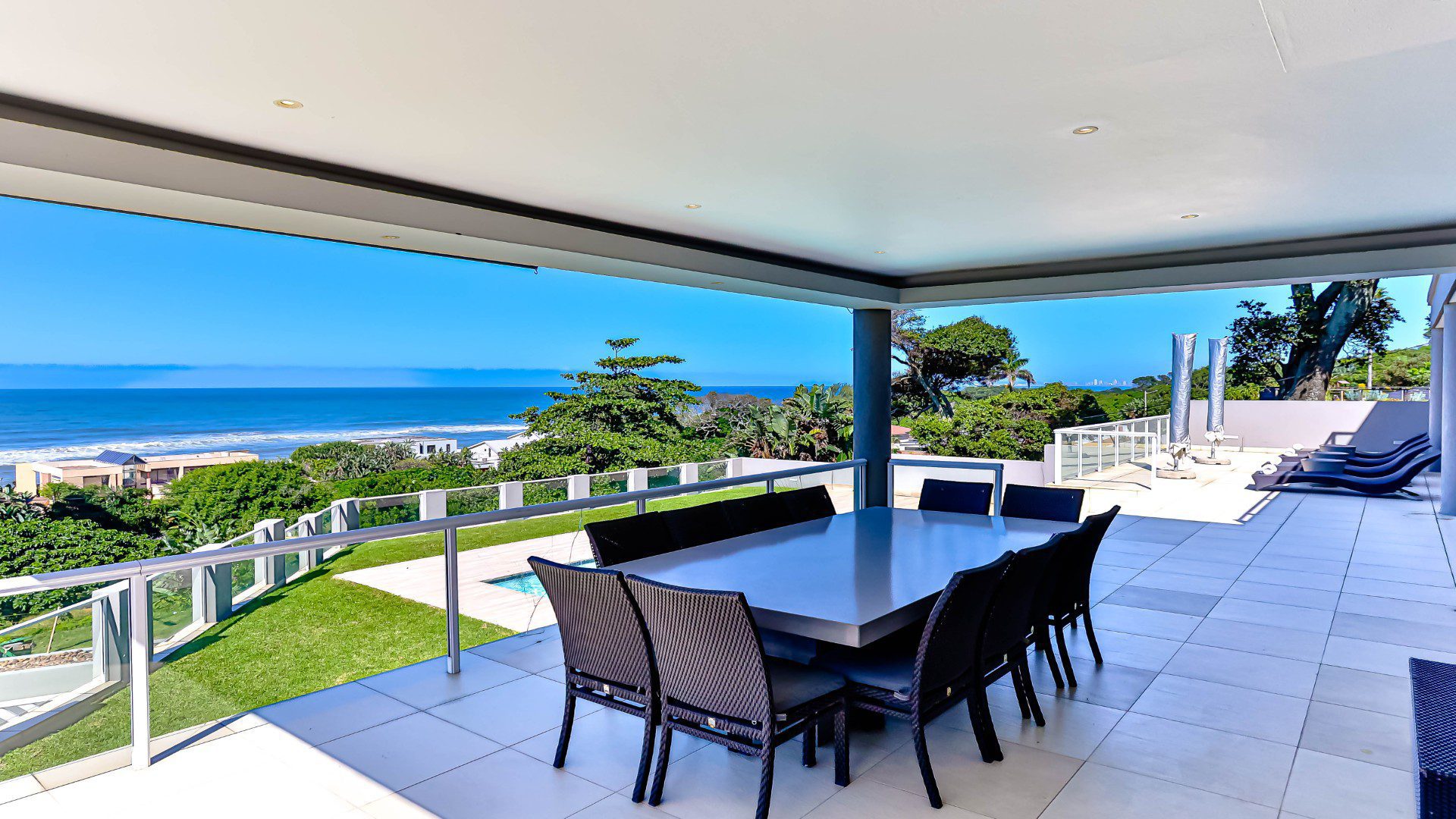 21 Umhlanga – Grand Family Home with Panoramic Sea Views