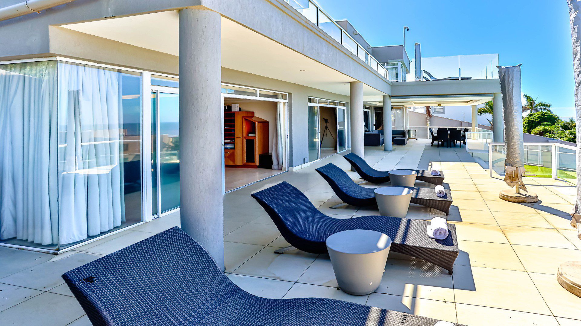 22 Umhlanga – Grand Family Home with Panoramic Sea Views