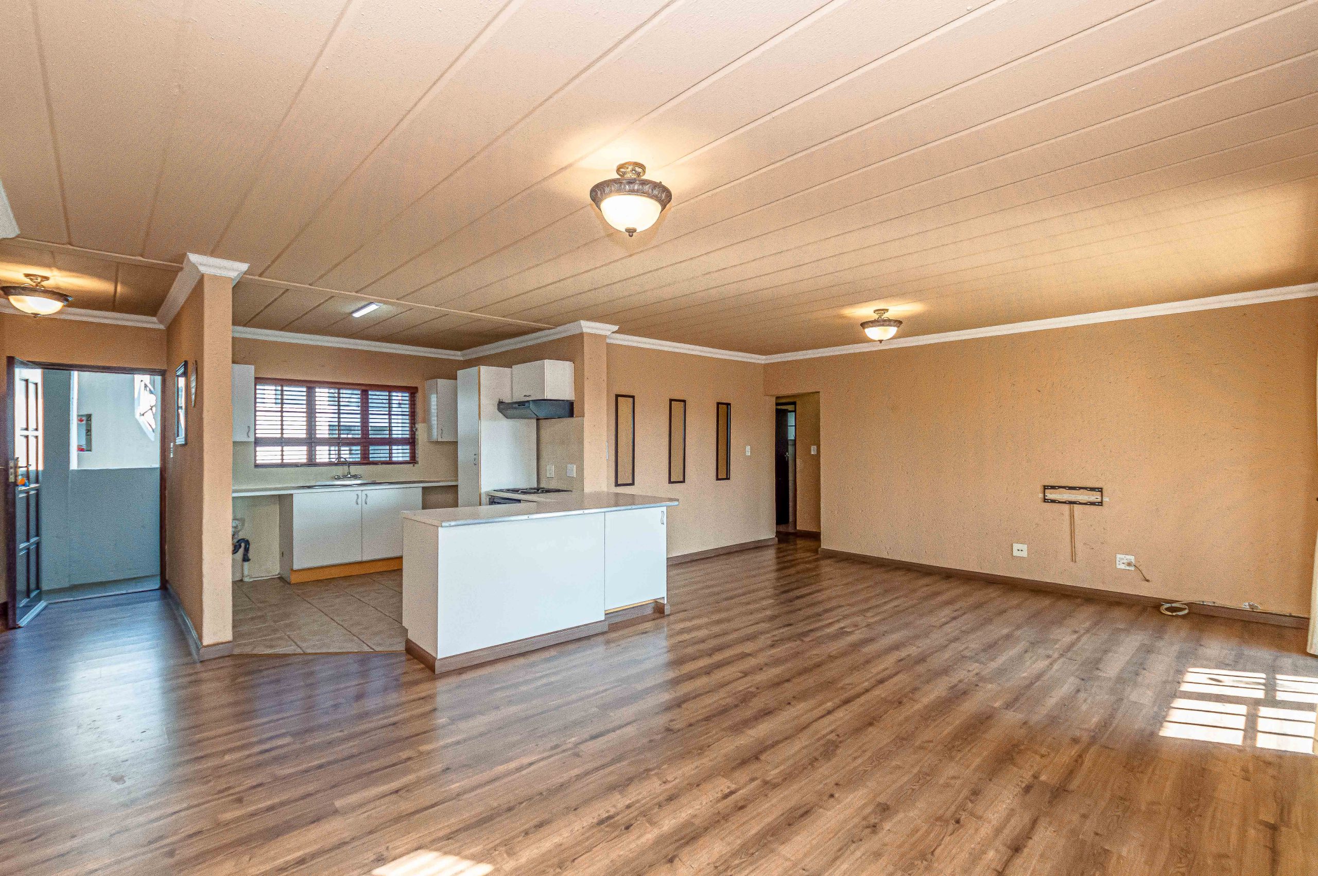 Dowerglen – 2 Bedroom Apartment In Security Estate