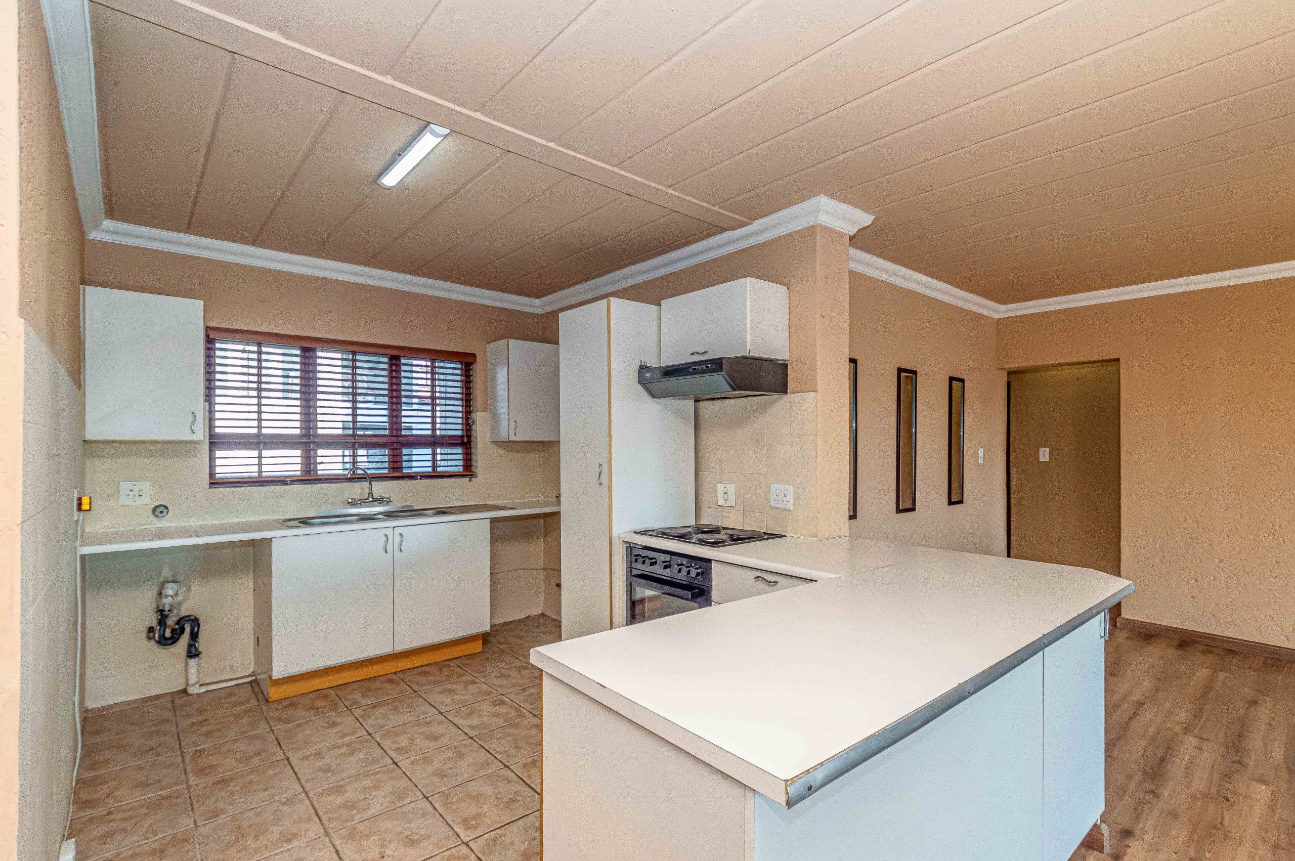 Dowerglen – 2 Bedroom Apartment In Security Estate