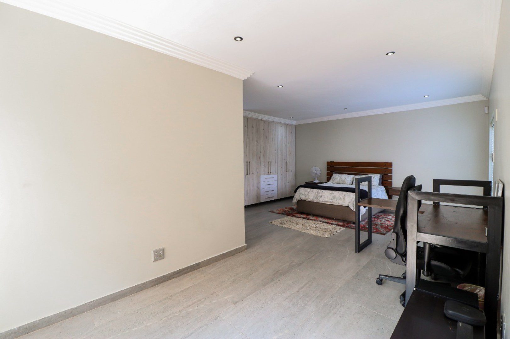 11 Parkhurst – Newly Renovated / Ultra Modern 4-Bedroom Double Storey Home with Pool & Luxury Finishes