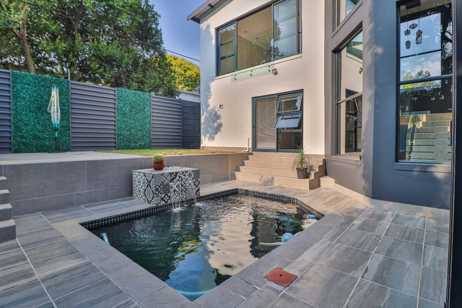 16 Parkhurst – Newly Renovated / Ultra Modern 4-Bedroom Double Storey Home with Pool & Luxury Finishes