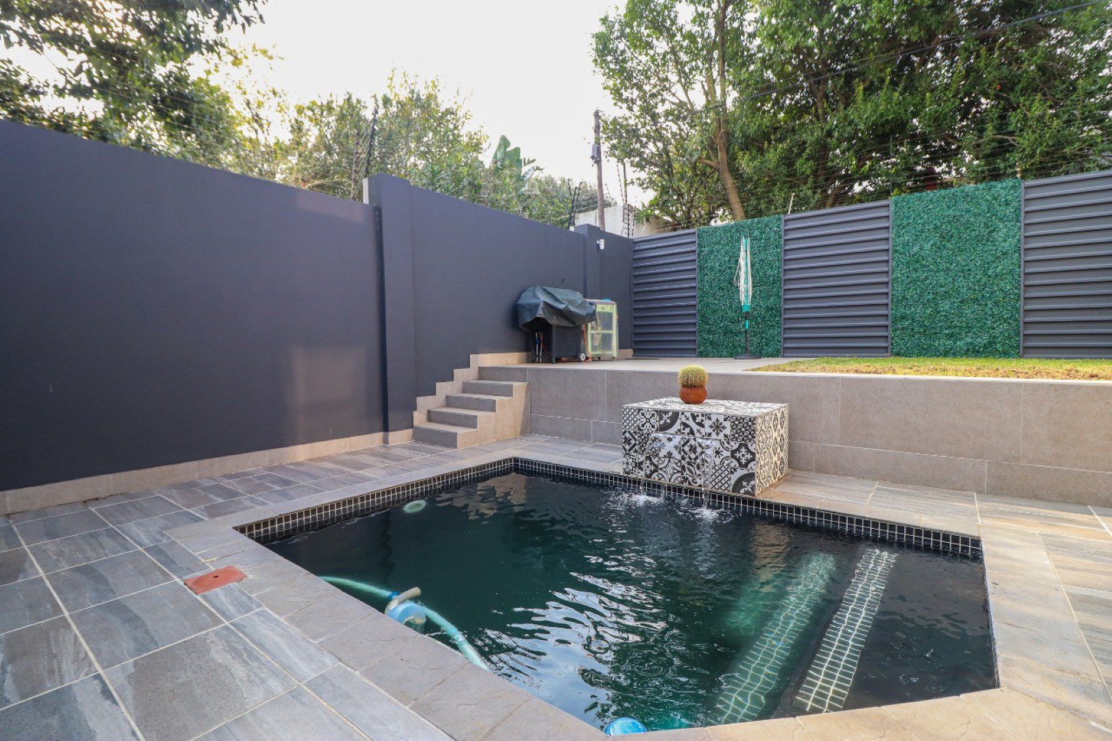 19 Parkhurst – Newly Renovated / Ultra Modern 4-Bedroom Double Storey Home with Pool & Luxury Finishes