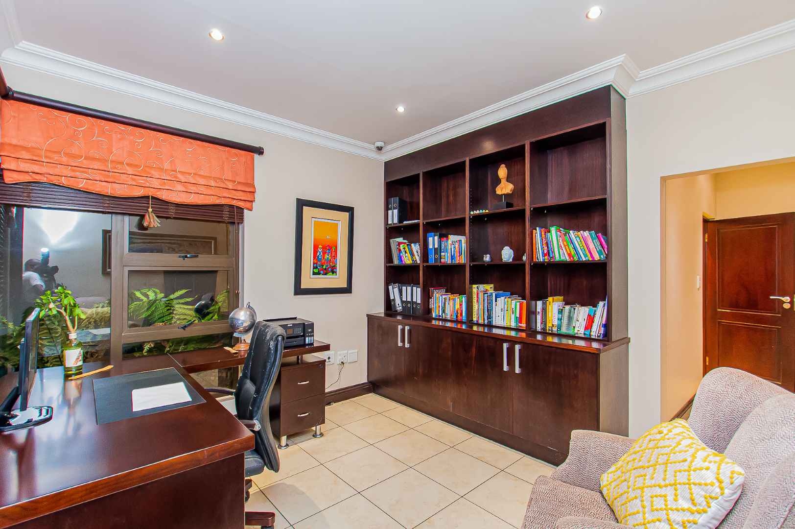 Luxury Auction in Bassonia Estate – A Rare Opportunity