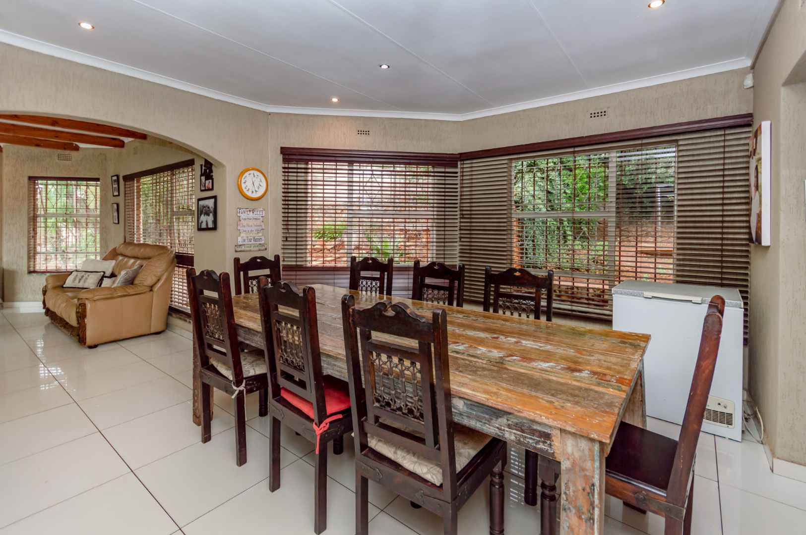 6 Glenvista – Home with Breathtaking Views and Two Flatlets
