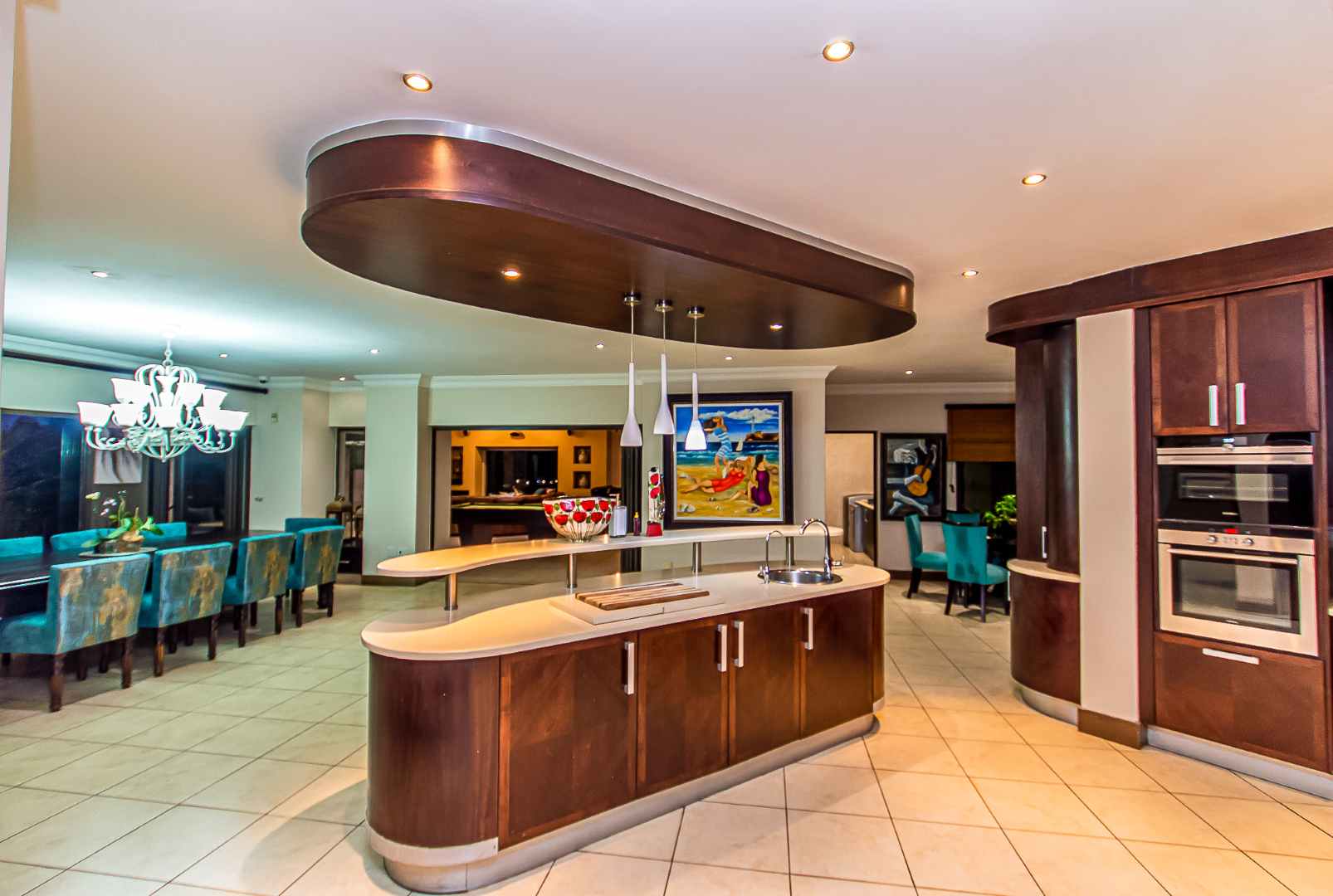Luxury Auction in Bassonia Estate – A Rare Opportunity