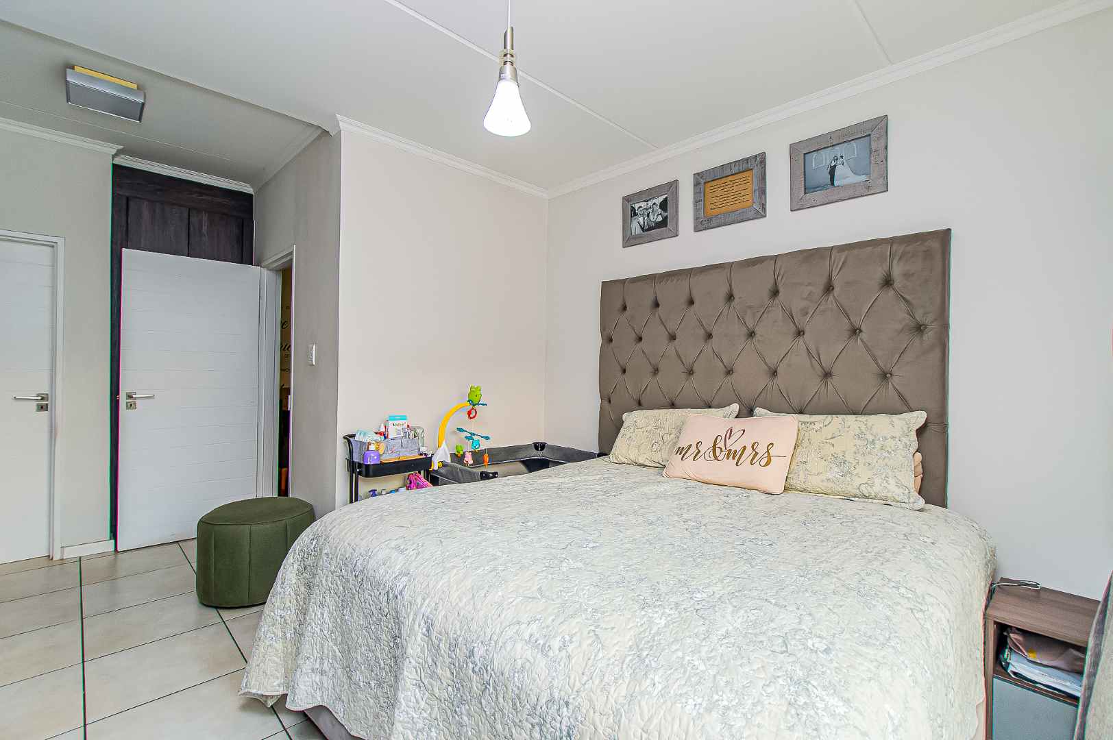 Oakdene – Impeccable 2 Bedroom Apartment!
