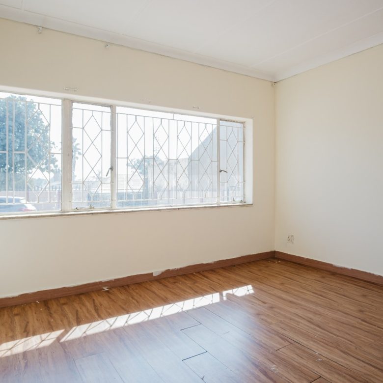 Roseacre | 3 Bed Home with 2 Flatlets