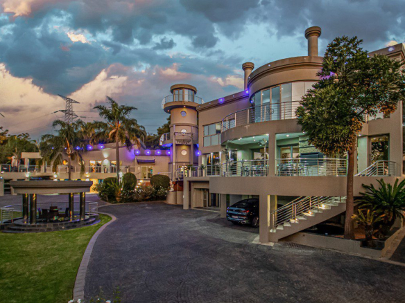 Bedfordview | Ultra-Luxury Fully Furnished Mansion With 360° Views
