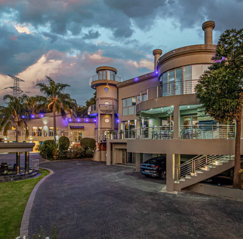 Bedfordview | Ultra-Luxury Fully Furnished Mansion with 360° Views